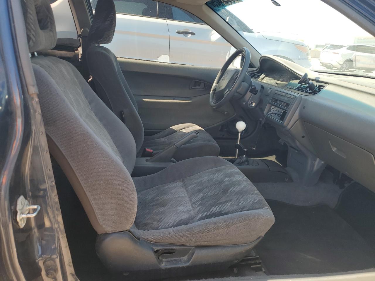 1995 Honda Civic VIN 2HGEH2465SH506822 Copart auction photo, vandalism damage thumbnail 10