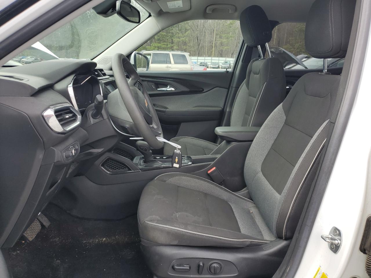 2022 Chevrolet TrailBlazer VIN KL79MPS24NB104230 Copart auction photo, rear end / minor dent/scratches damage thumbnail 7