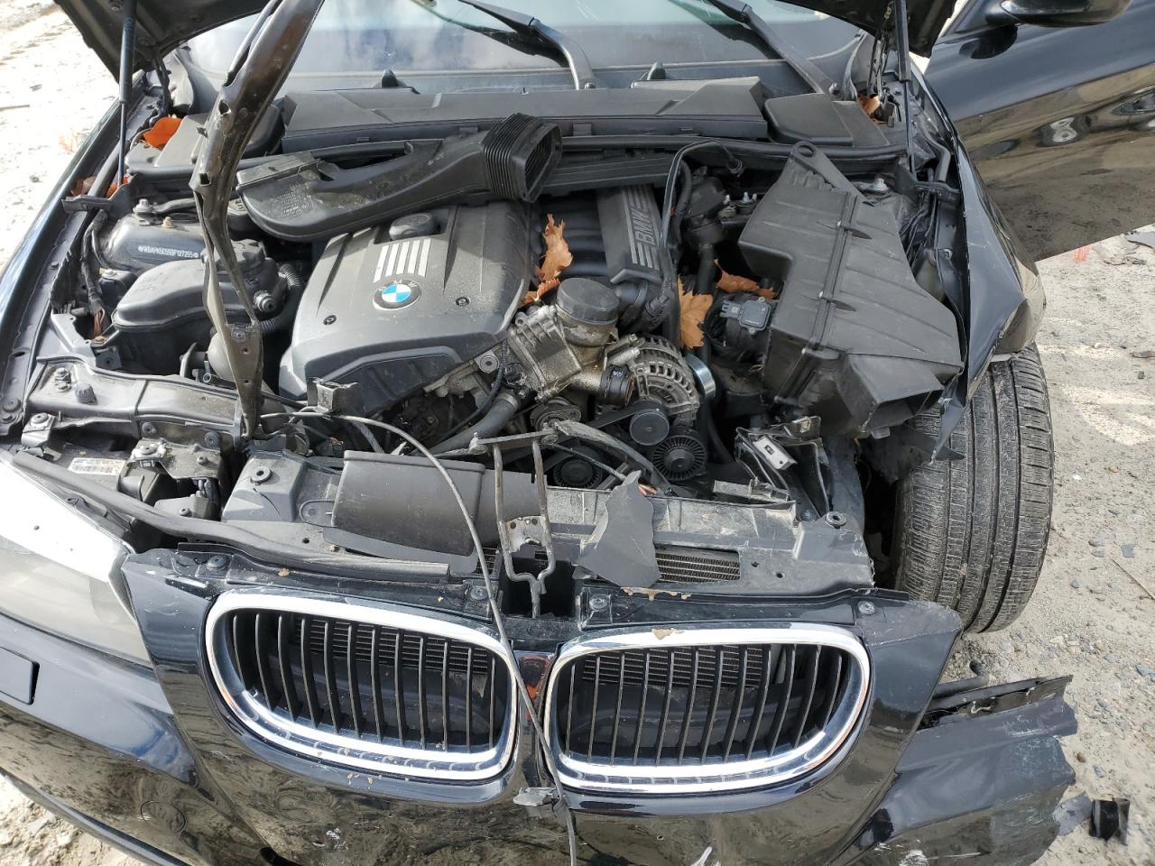 2011 BMW 3er VIN WBAPK5C55BF127255 Copart auction photo, mechanical / front end damage thumbnail 12