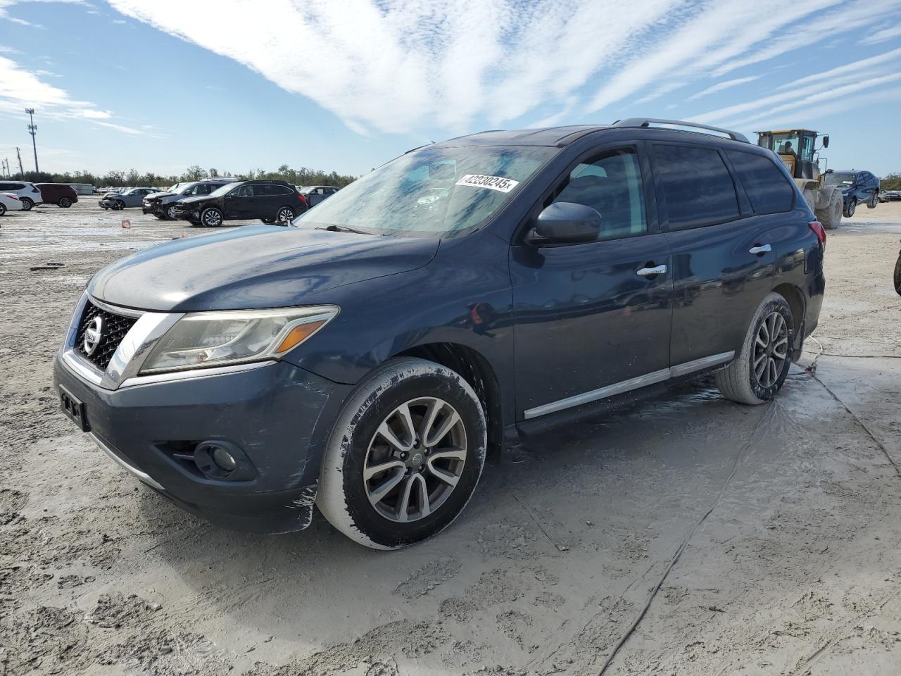 2013 Nissan Pathfinder VIN 5N1AR2MM5DC673675