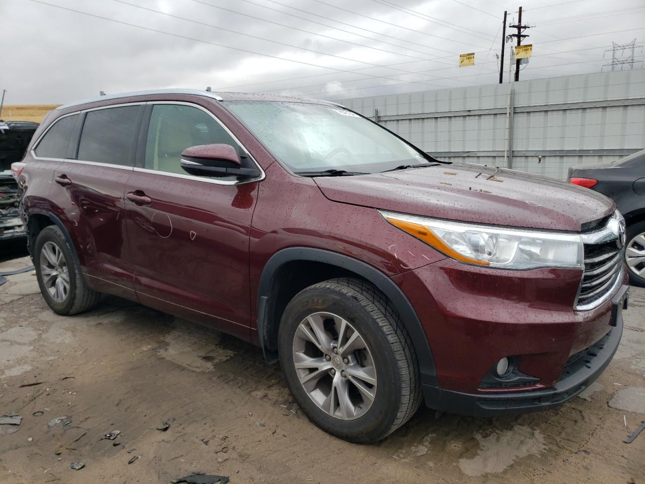2015 Toyota Highlander VIN 5TDJKRFH7FS124742 Copart auction photo, rear end / side damage thumbnail 4