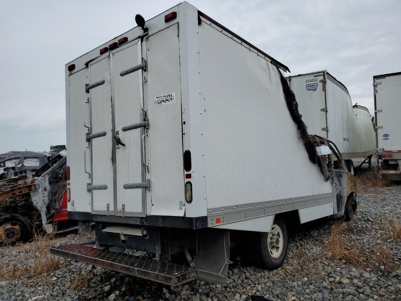 2016 GMC Savana VIN 1GD07RFF9G1130130 Copart auction photo, burn damage thumbnail 4