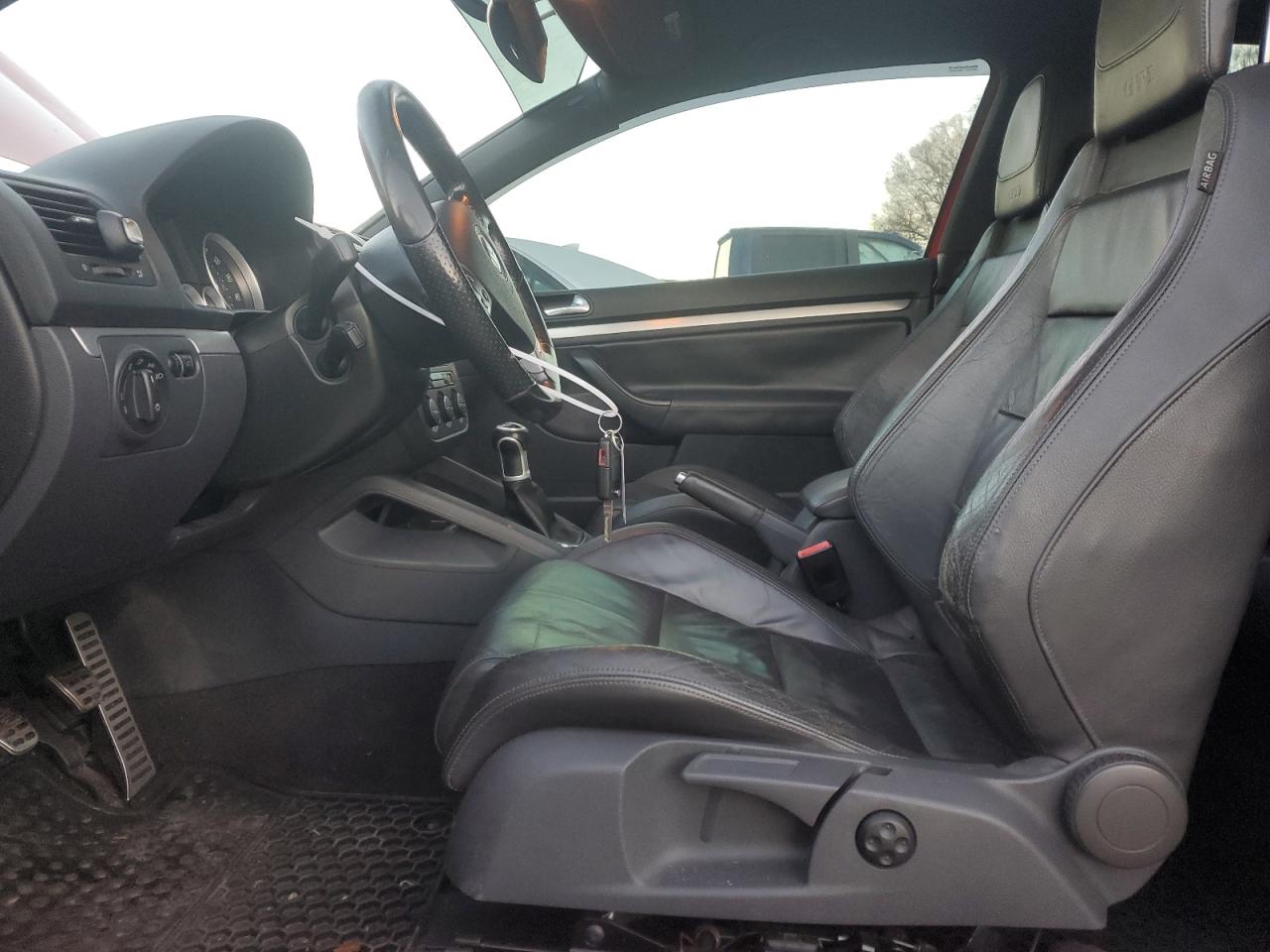 2006 Volkswagen GTI VIN WVWEV71K86W087393 Copart auction photo, front end / minor dent/scratches damage thumbnail 7