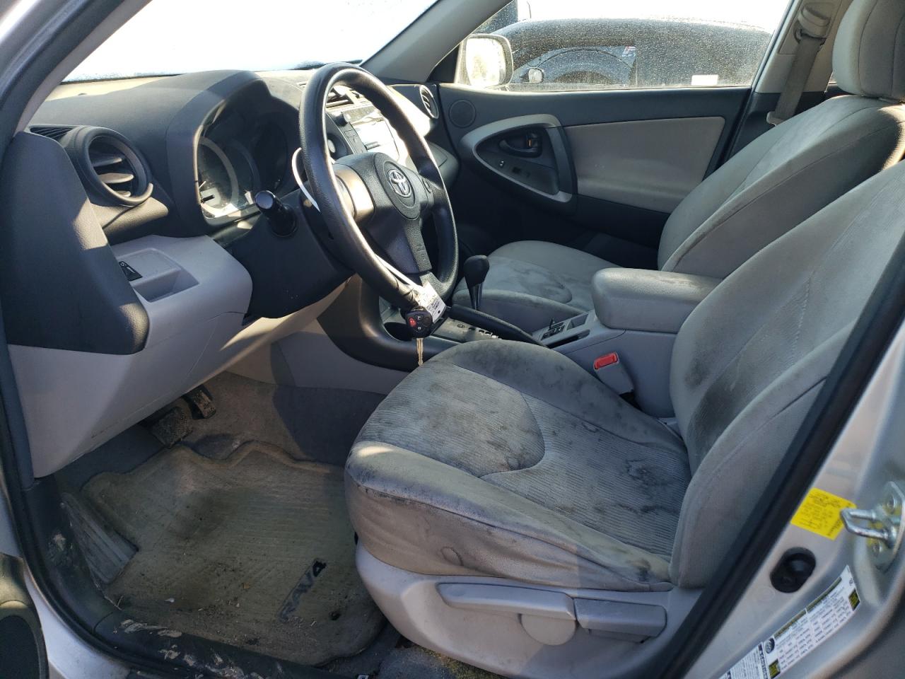 2011 Toyota RAV 4 VIN 2T3BF4DV4BW170252 Copart auction photo, rear end / all over damage thumbnail 7