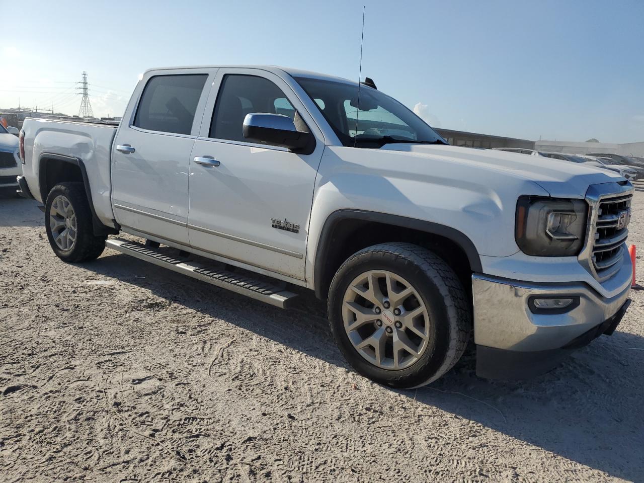 2018 GMC Sierra VIN 3GTP1NEC0JG324705 Copart auction photo, water/flood damage thumbnail 4
