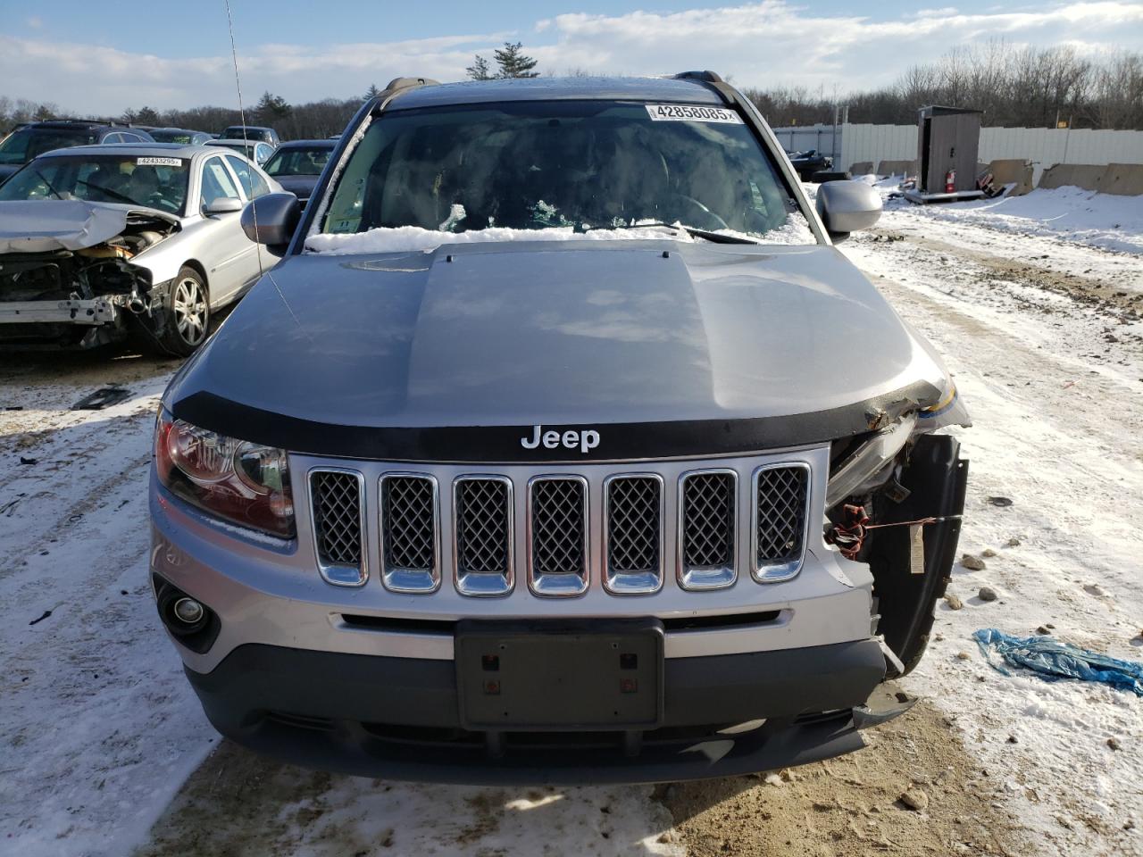 2014 Jeep Compass VIN 1C4NJDEB0ED897941 Copart auction photo, frame damage / front end damage thumbnail 5