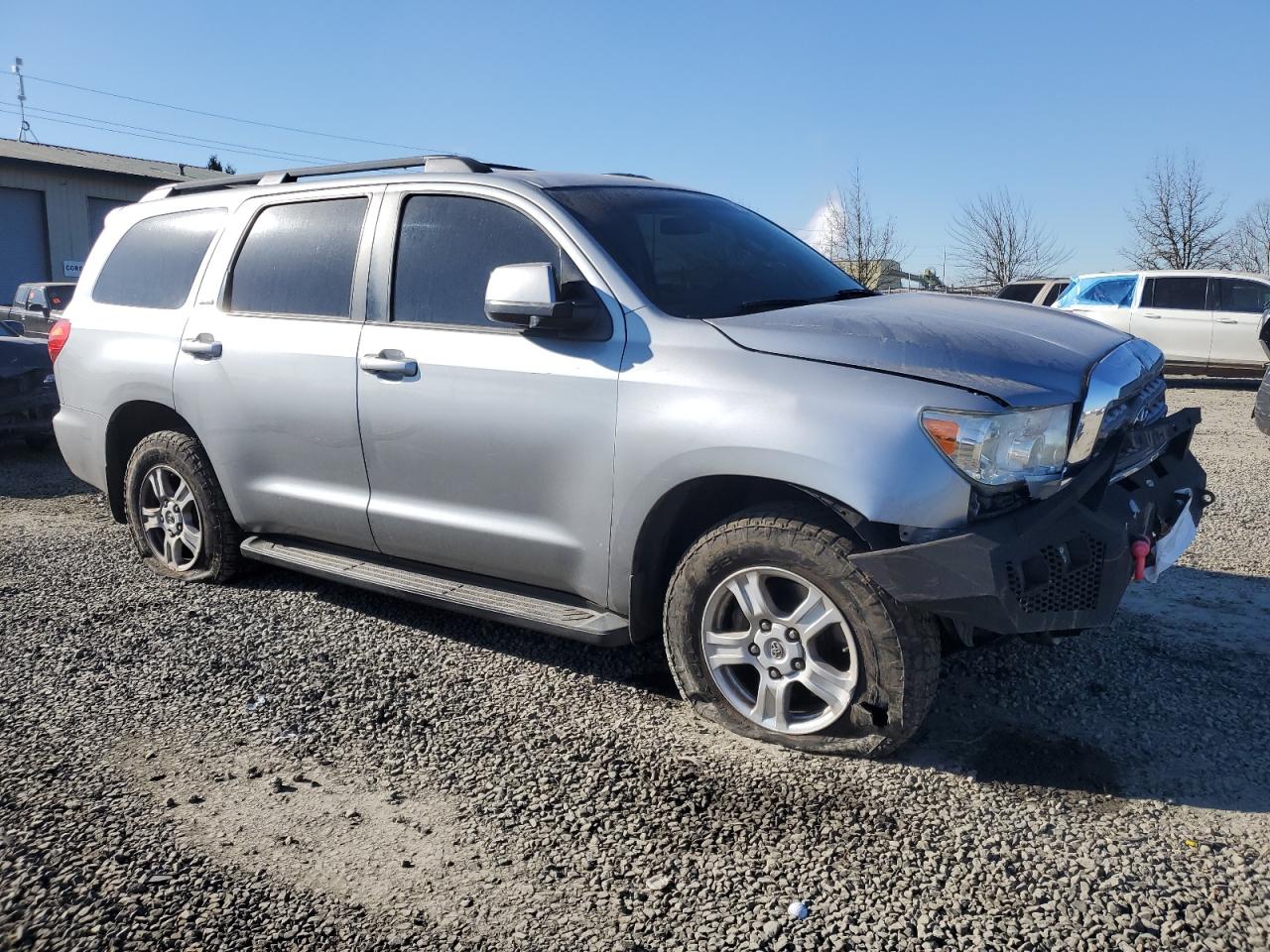 2015 Toyota Sequoia VIN 5TDBY5G14FS122167 Copart auction photo, front end damage thumbnail 4