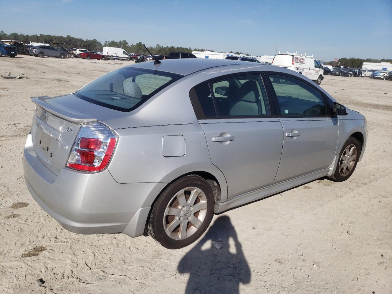 2010 Nissan Sentra VIN 3N1AB6AP2AL675613 Copart auction photo, normal wear damage thumbnail 3