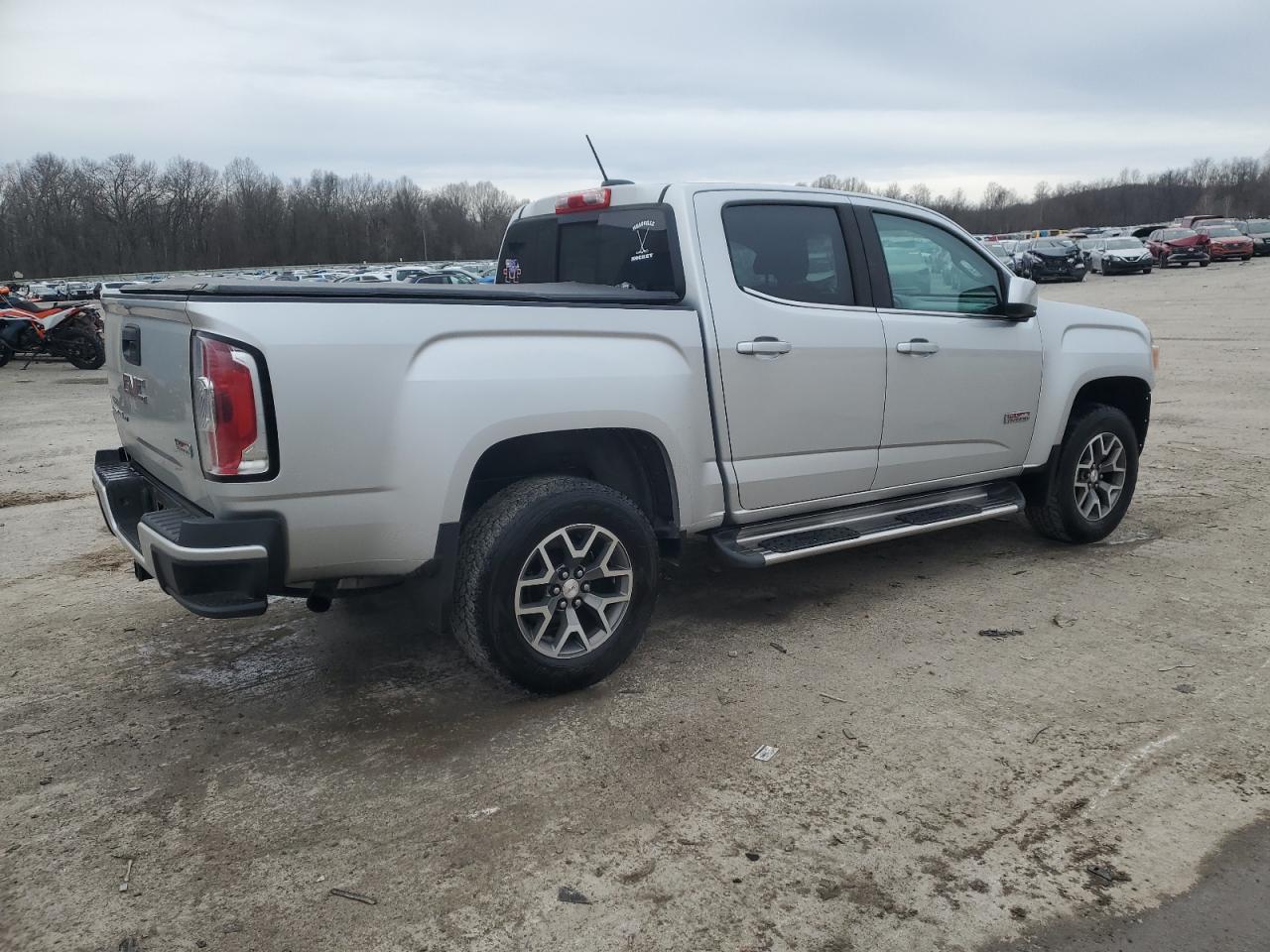 2018 GMC Canyon VIN 1GTG6CEN4J1277779 Copart auction photo, front end damage thumbnail 3