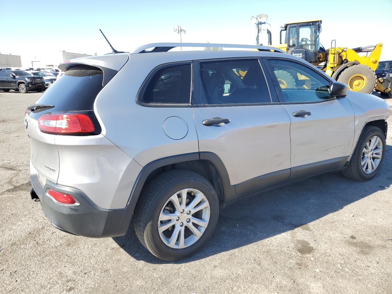 2015 Jeep Grand Cherokee VIN 1C4PJLAB8FW706488 Copart auction photo, front end damage thumbnail 3