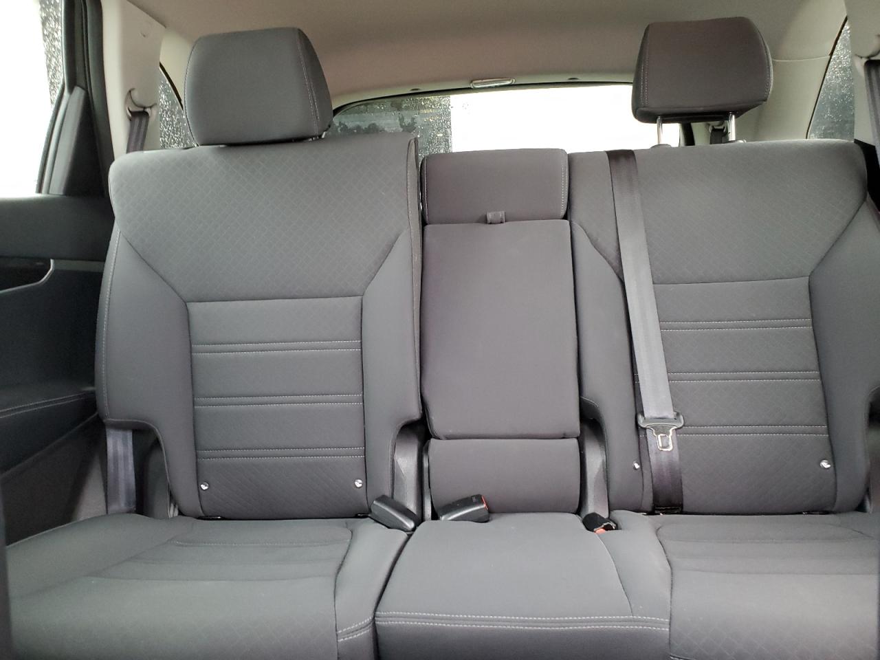 2016 KIA Sorento VIN 5XYPG4A37GG027128 Copart auction photo, front end / minor dent/scratches damage thumbnail 10