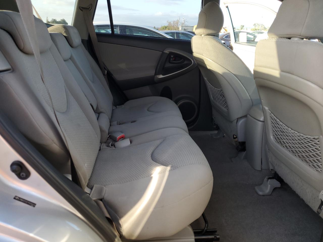2007 Toyota RAV 4 VIN JTMZK31V275005694 Copart auction photo, rear end / side damage thumbnail 11