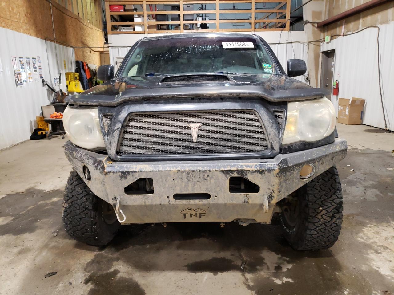 2007 Toyota Tacoma VIN 5TEUU42N07Z379291 Copart auction photo, front end damage thumbnail 5