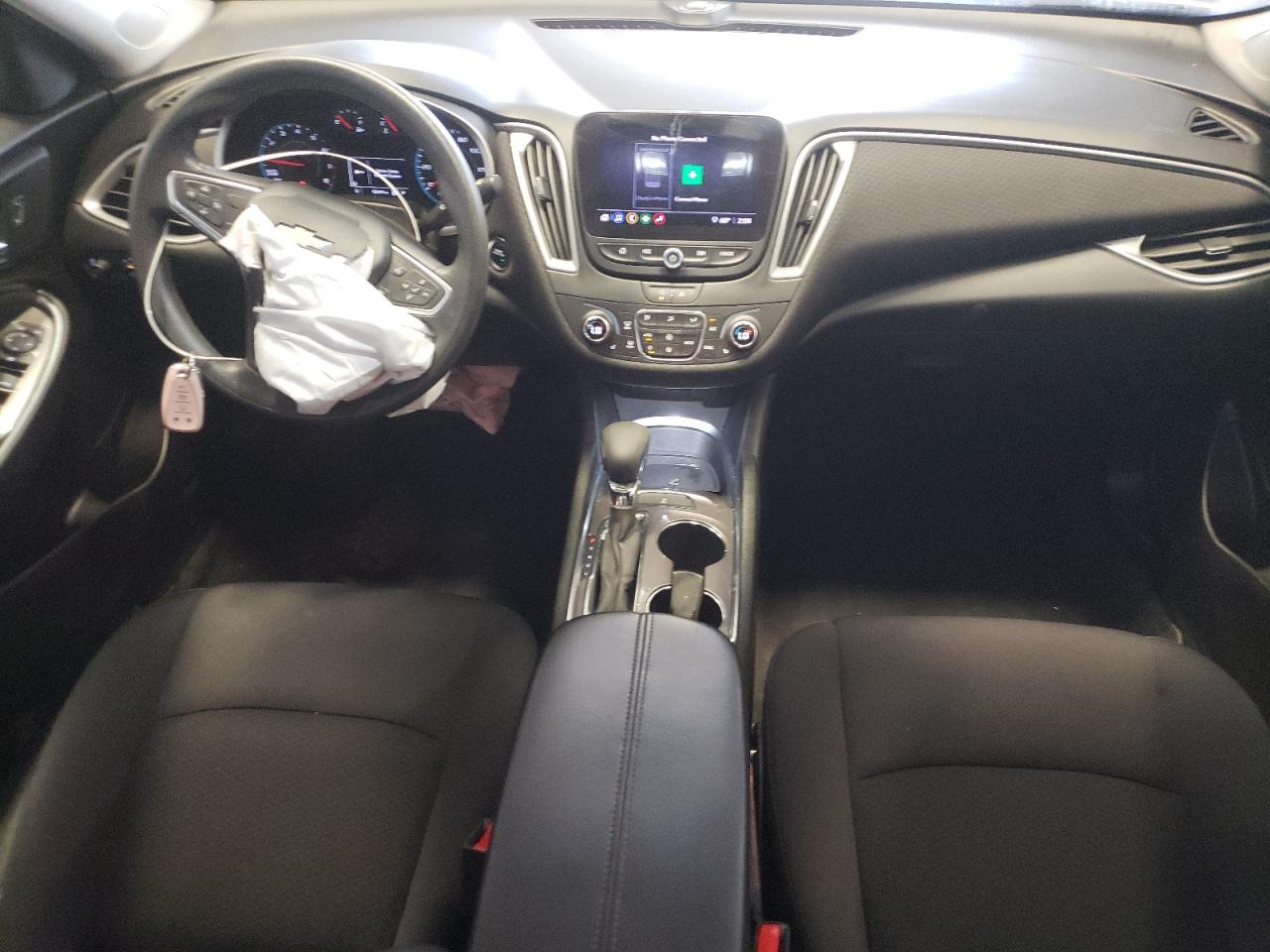2022 Chevrolet Malibu VIN 1G1ZD5ST5NF104982 Copart auction photo, front end / minor dent/scratches damage thumbnail 8