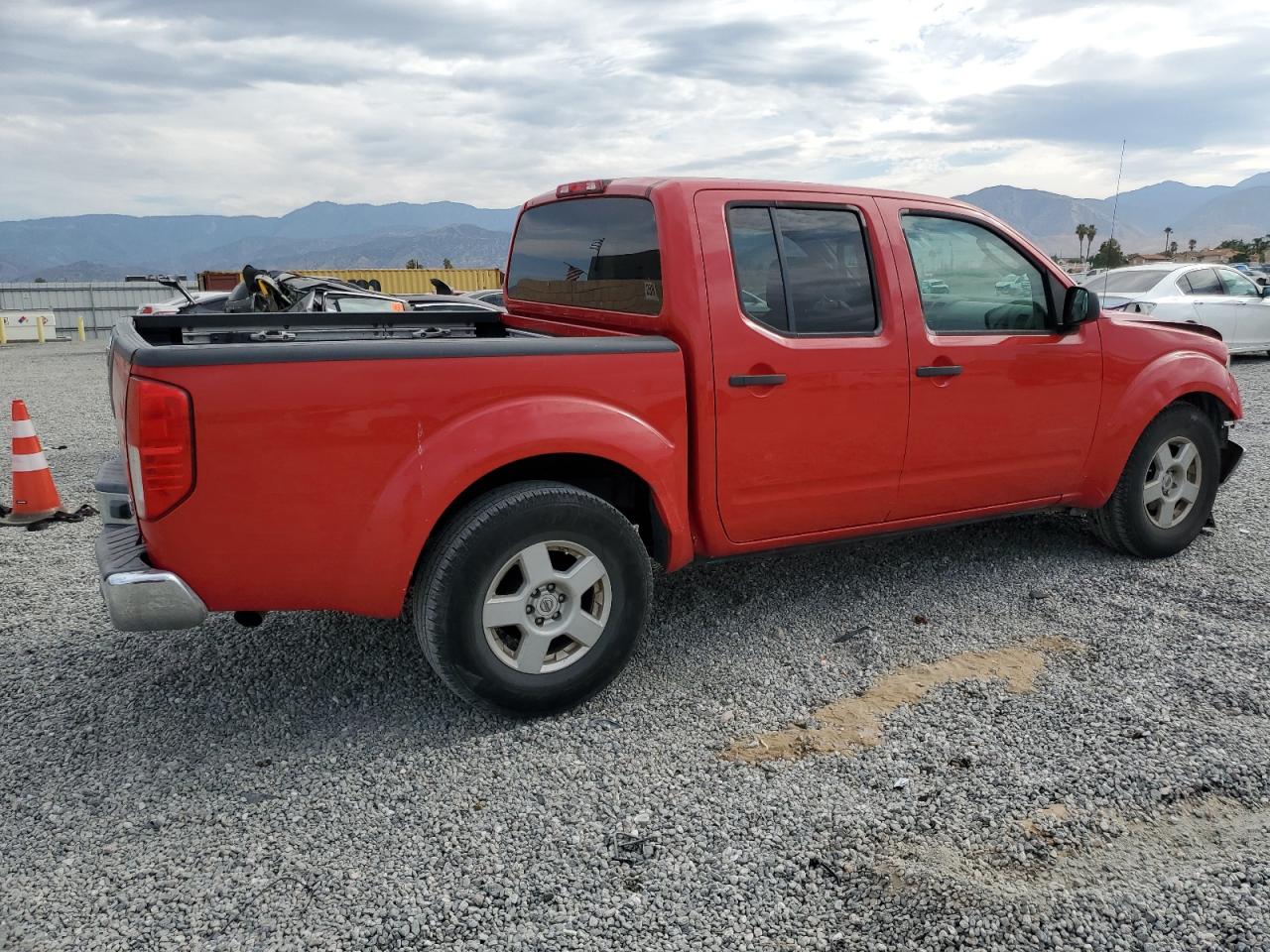 2005 Nissan Navara (Frontier) VIN 1N6AD07UX5C459007 Copart auction photo, front end / side damage thumbnail 3