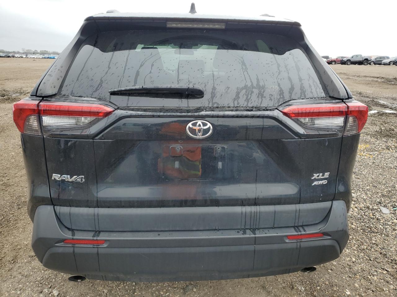 2021 Toyota RAV 4 VIN 2T3P1RFV9MC219237 Copart auction photo, front end / side damage thumbnail 6