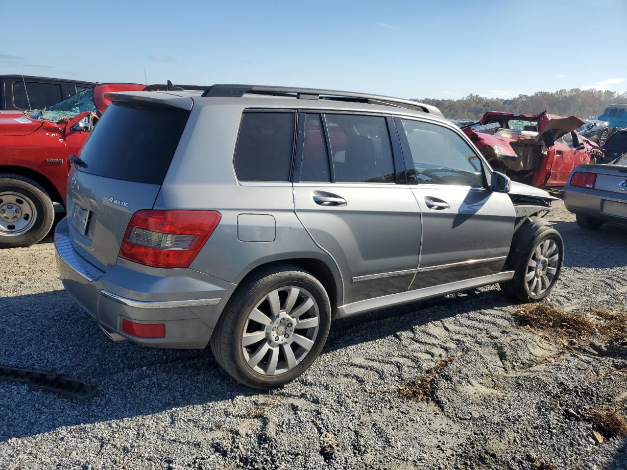 2012 Mercedes-Benz GLK-klasse VIN WDCGG8HB9CF861171 Copart auction photo, front end damage thumbnail 3