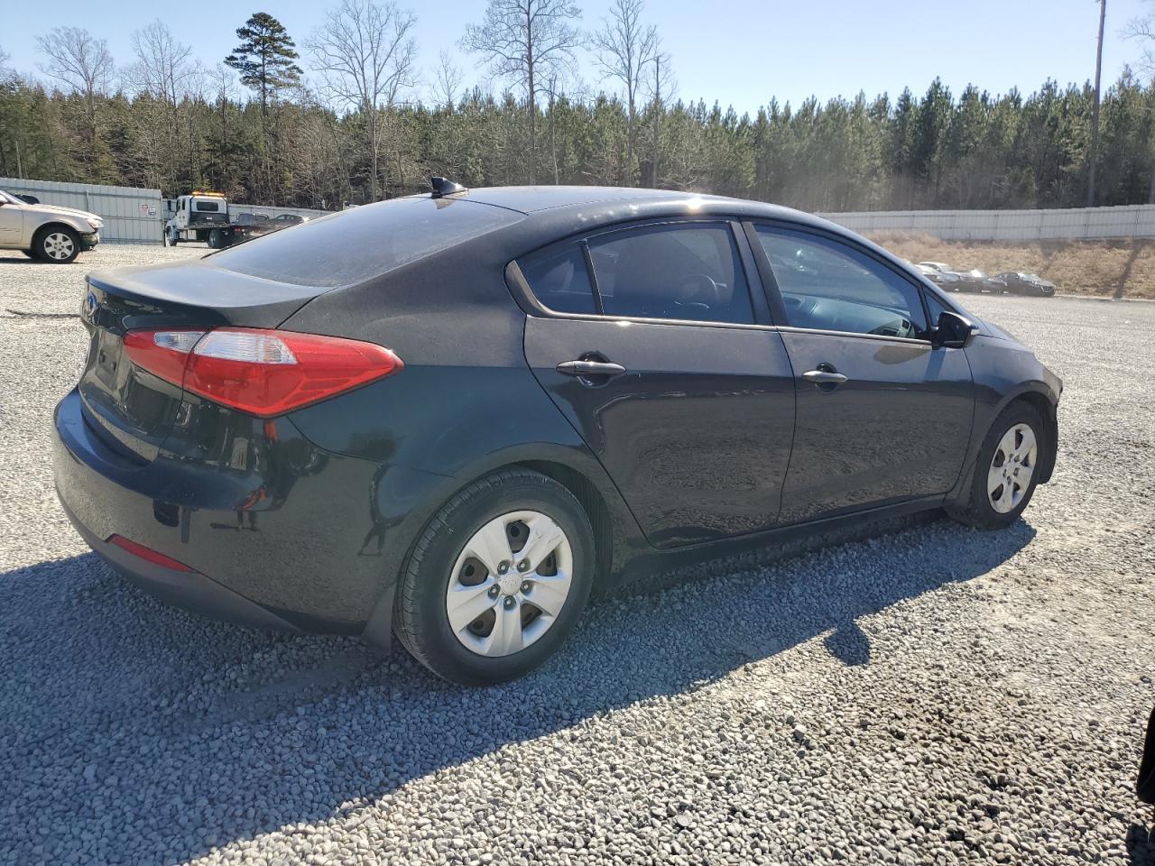 2016 KIA Forte VIN KNAFX4A61G5592793 Copart auction photo, front end / rear end damage thumbnail 3