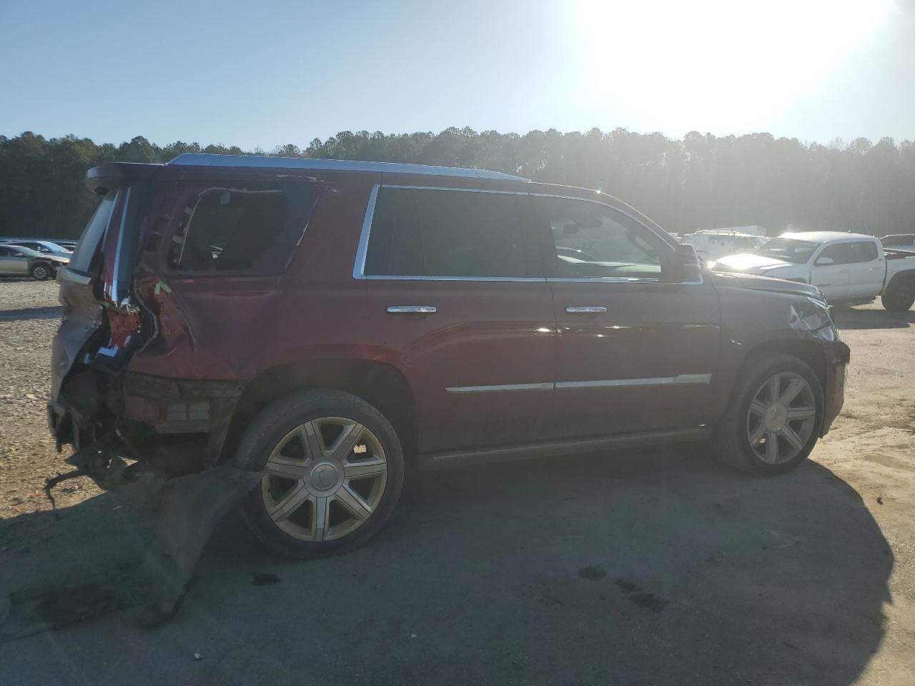 2020 Cadillac Escalade VIN 1GYS4CKJ7LR102961 Copart auction photo, rear end / front end damage thumbnail 3
