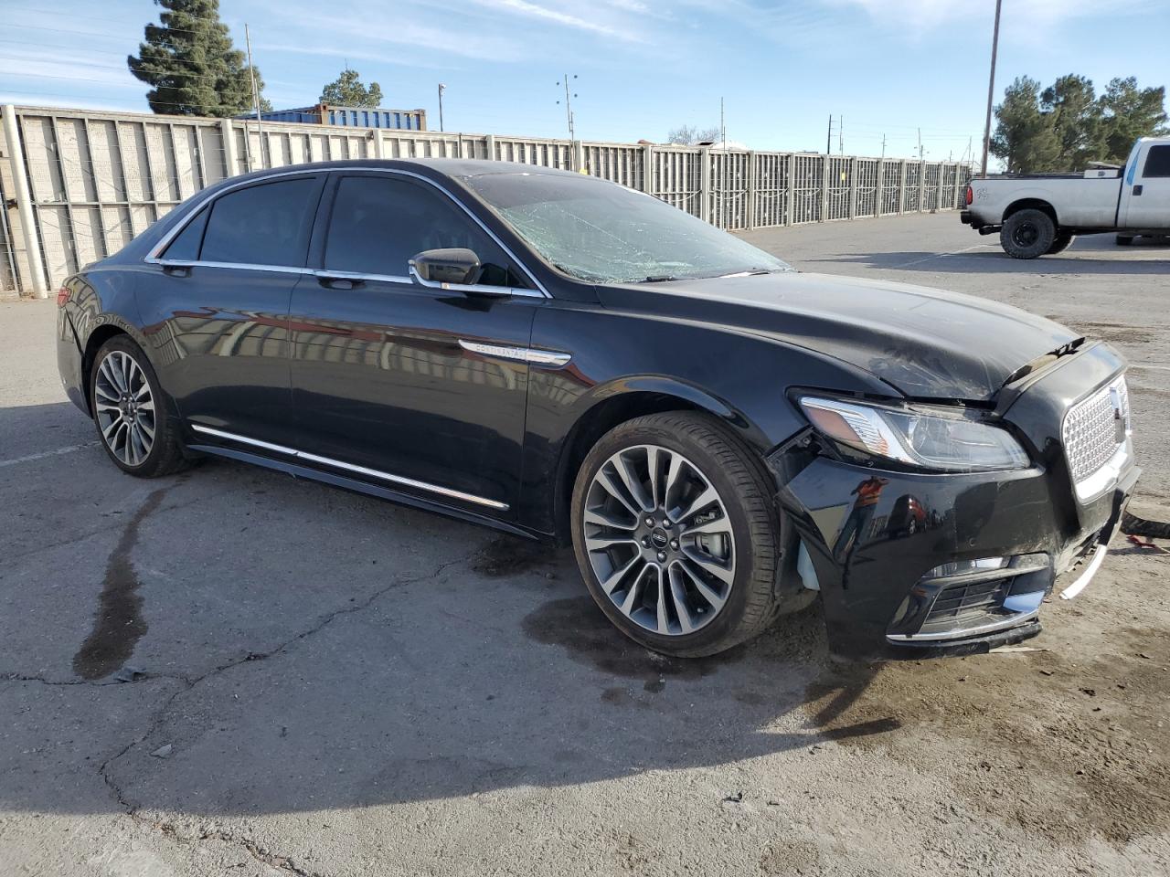2018 Lincoln Continental VIN 1LN6L9SK2J5617937 Copart auction photo, all over damage thumbnail 4
