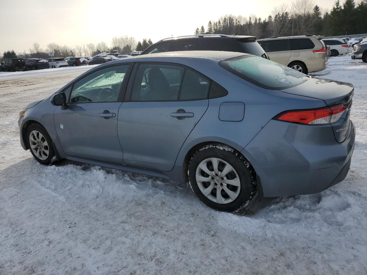 2020 Toyota Corolla VIN 5YFBPRBE8LP113366 Copart auction photo, front end / side damage thumbnail 2