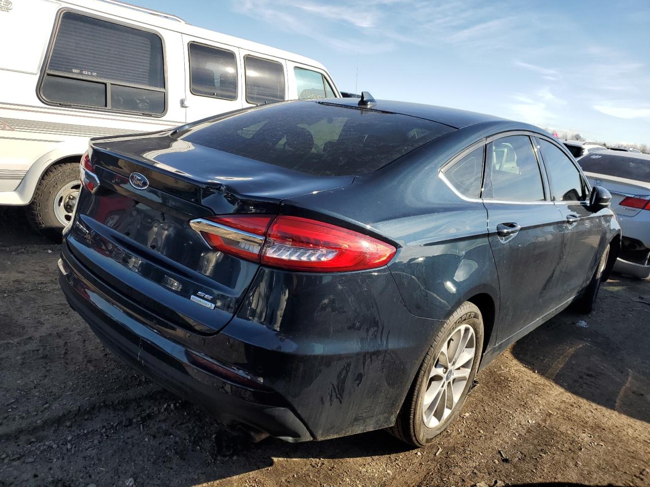 2020 Ford Fusion VIN 3FA6P0HD7LR144443 Copart auction photo, front end / side damage thumbnail 3