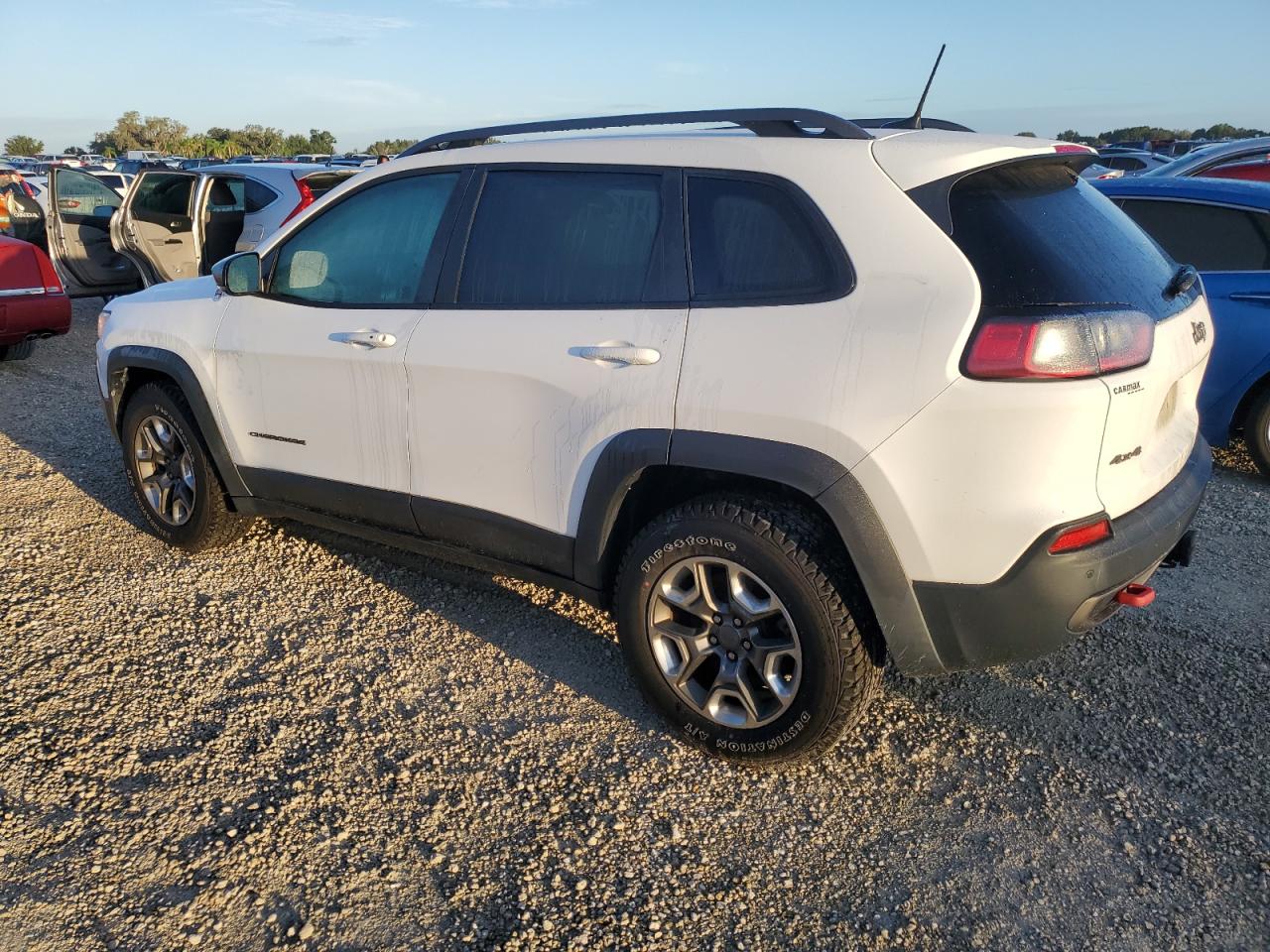 2019 Jeep Cherokee VIN 1C4PJMBXXKD223624 Copart auction photo, water/flood damage thumbnail 2