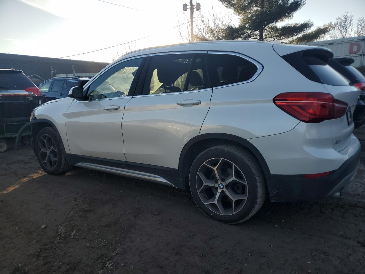 2018 BMW X1 VIN WBXHT3C36J3H32768 Copart auction photo, front end damage thumbnail 2