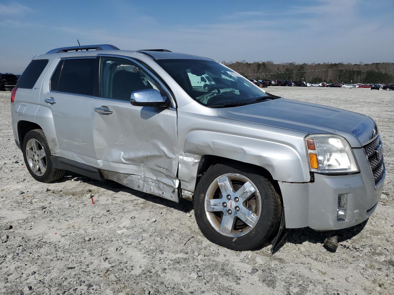 2013 GMC Terrain VIN 2GKFLWE3XD6183058 Copart auction photo, undercarriage / all over damage thumbnail 4