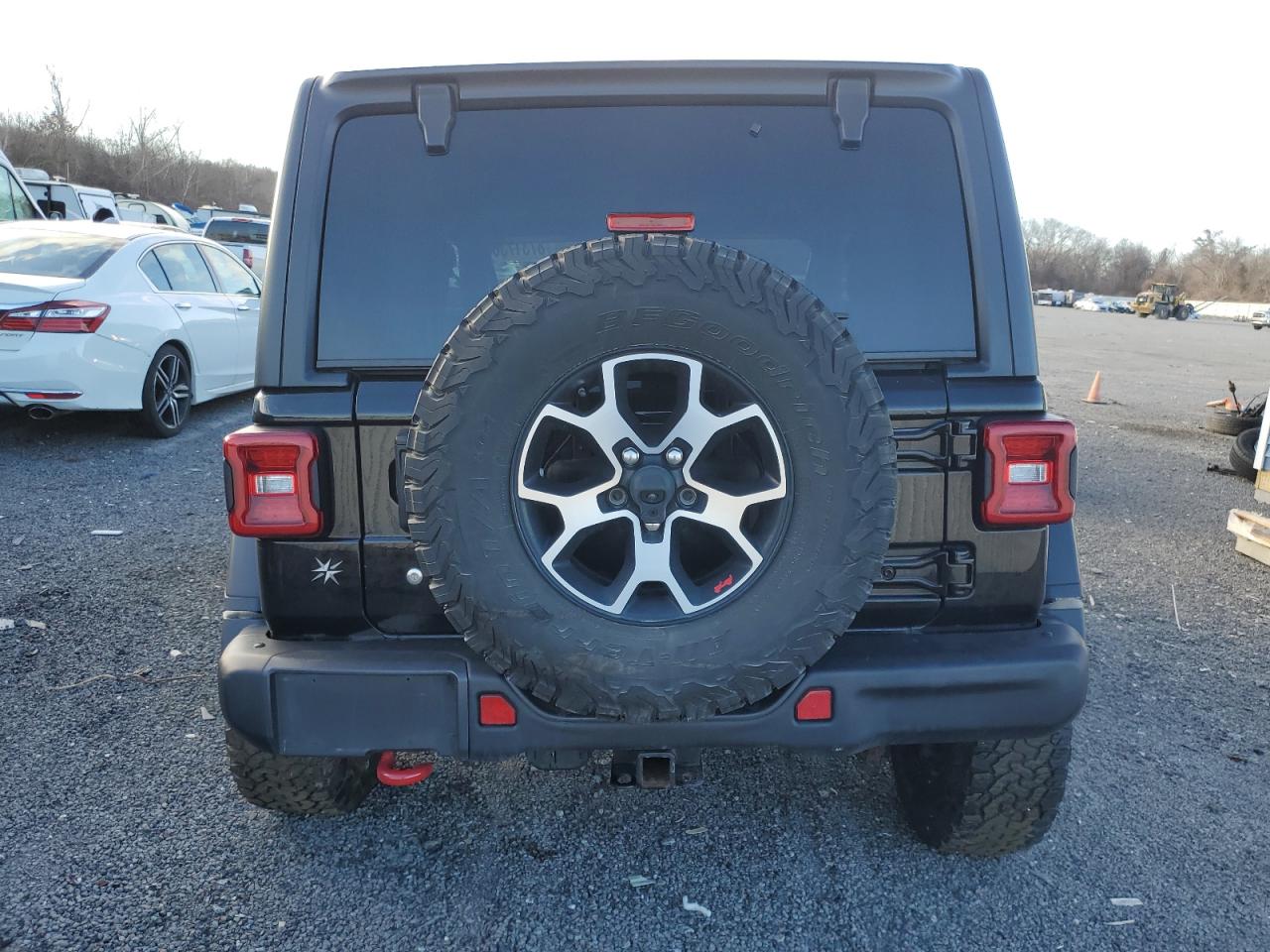 2020 Jeep Wrangler VIN 1C4HJXCG0LW194810 Copart auction photo, front end / minor dent/scratches damage thumbnail 6