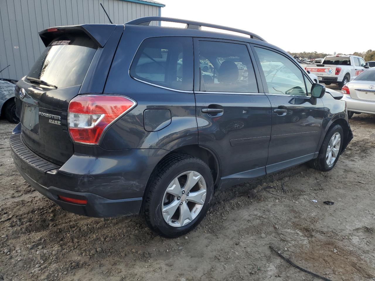 2015 Subaru Forester VIN JF2SJAHC7FH575010 Copart auction photo, front end damage thumbnail 3