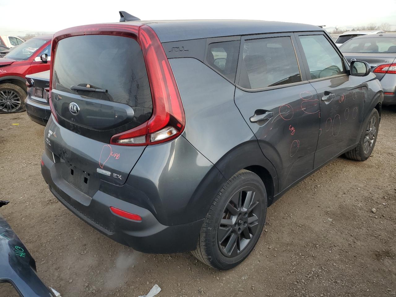 2020 KIA Soul VIN KNDJ33AU3L7083658 Copart auction photo, front end / minor dent/scratches damage thumbnail 3