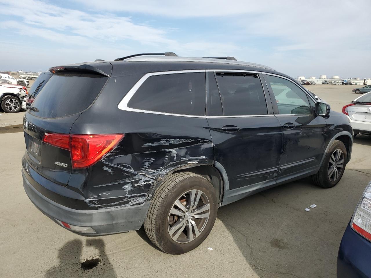 2016 Honda Pilot VIN 5FNYF6H82GB005369 Copart auction photo, all over / vandalism damage thumbnail 3