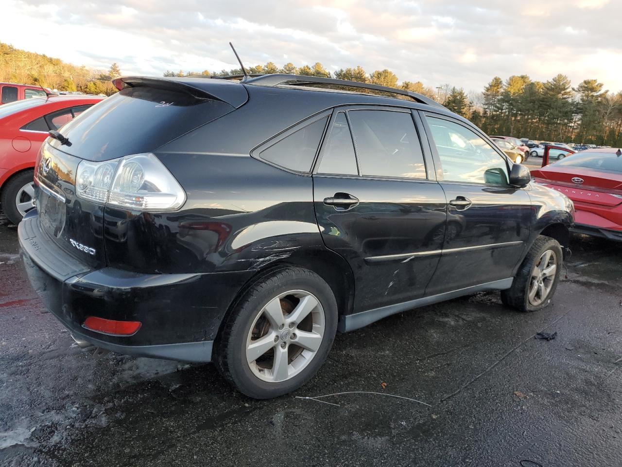 2005 Lexus RX VIN 2T2HA31U25C046635 Copart auction photo, front end / side damage thumbnail 3
