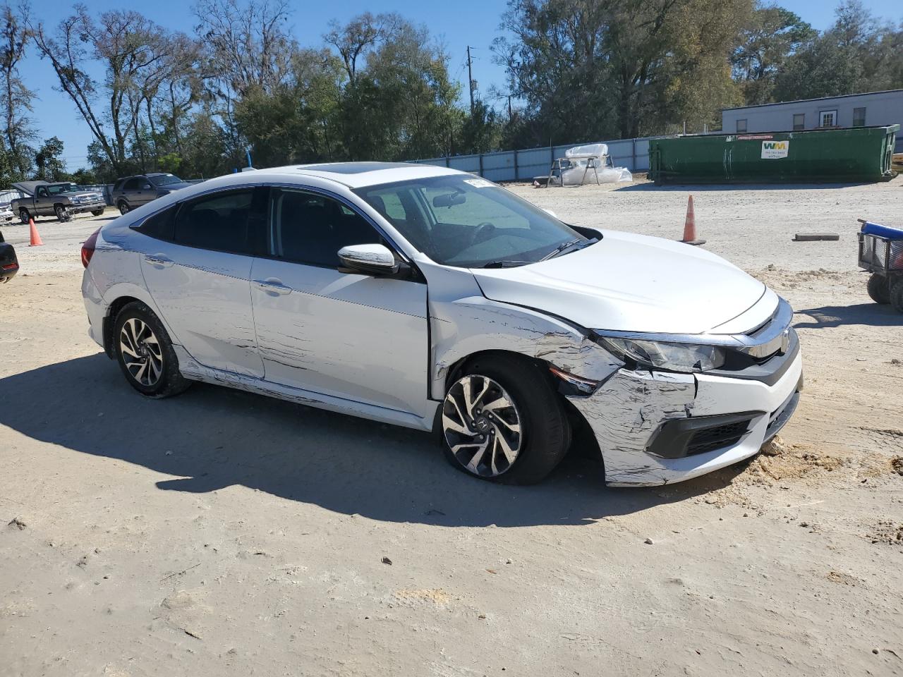 2017 Honda Civic VIN 19XFC2F72HE074539 Copart auction photo, front end / side damage thumbnail 4
