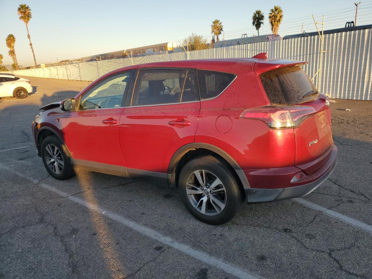 2018 Toyota RAV 4 VIN 2T3WFREV4JW420875 Copart auction photo, front end / minor dent/scratches damage thumbnail 2