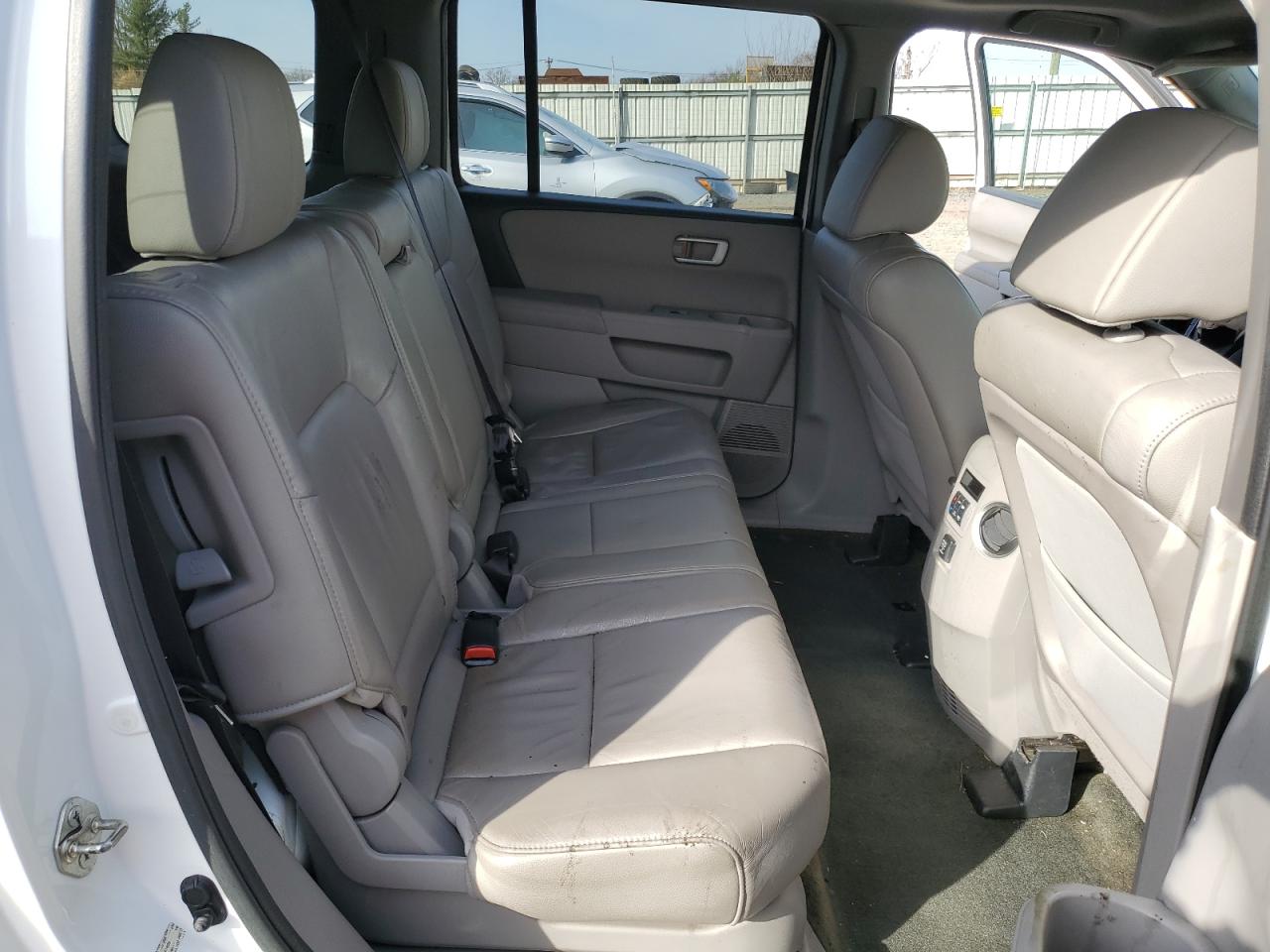 2015 Honda Pilot VIN 5FNYF4H5XFB041609 Copart auction photo, front end / side damage thumbnail 11