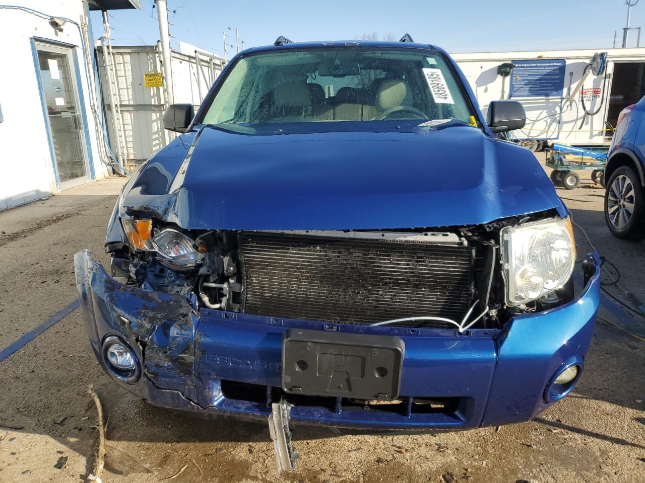 2008 Ford Escape VIN 1FMCU93138KD22735 Copart auction photo, front end / minor dent/scratches damage thumbnail 5