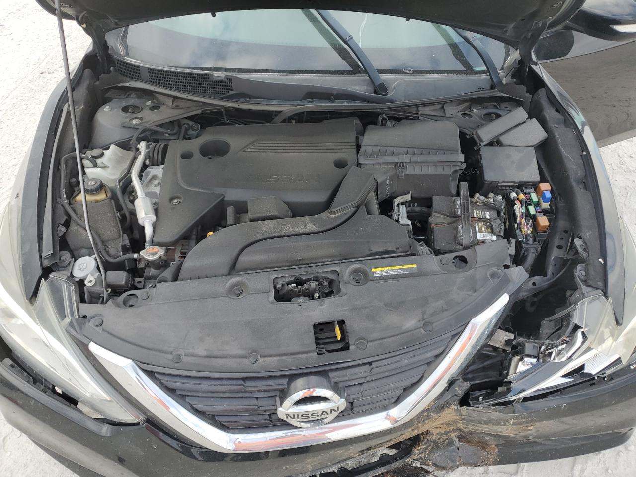 2018 Nissan Altima VIN 1N4AL3AP3JC129719 Copart auction photo, front end / minor dent/scratches damage thumbnail 12