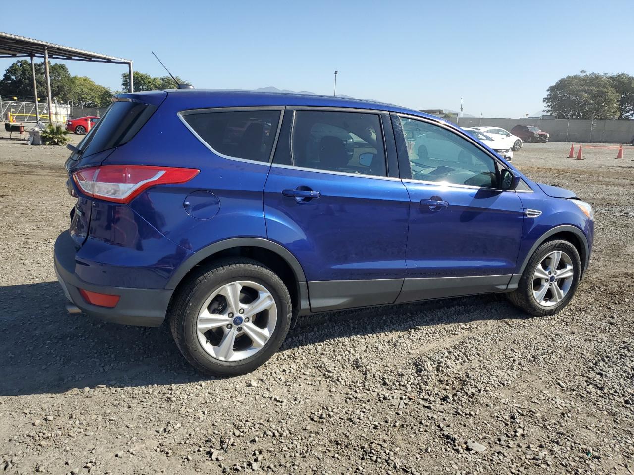 2015 Ford Escape VIN 1FMCU0GX9FUB62940 Copart auction photo, front end / rear end damage thumbnail 3