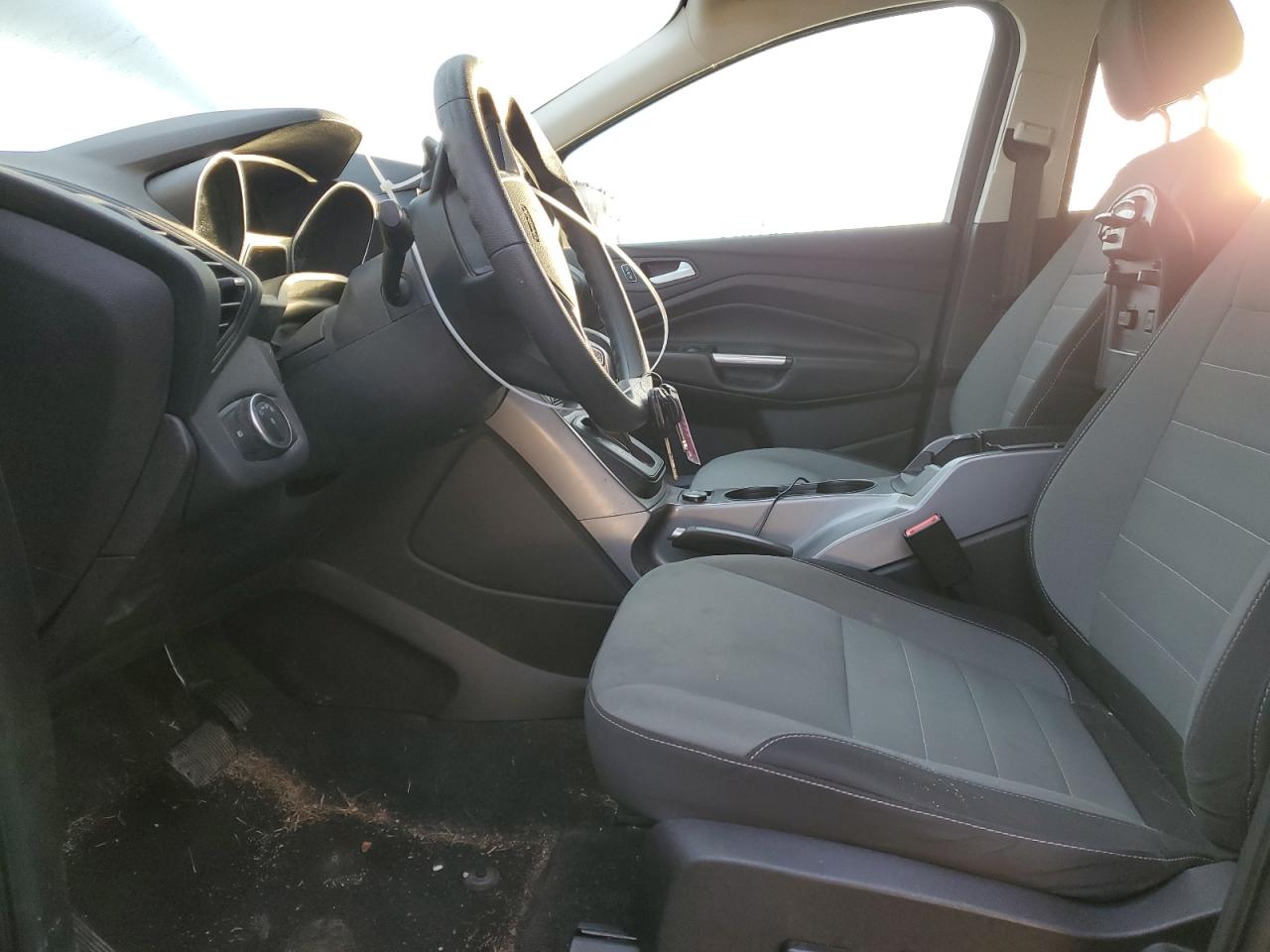 2016 Ford Escape VIN 1FMCU0GX5GUB22002 Copart auction photo, front end / side damage thumbnail 7