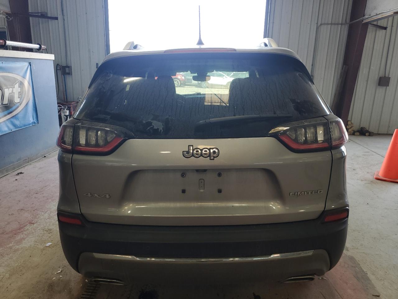 2020 Jeep Grand Cherokee VIN 1C4PJMDX6LD521067 Copart auction photo, front end damage thumbnail 6