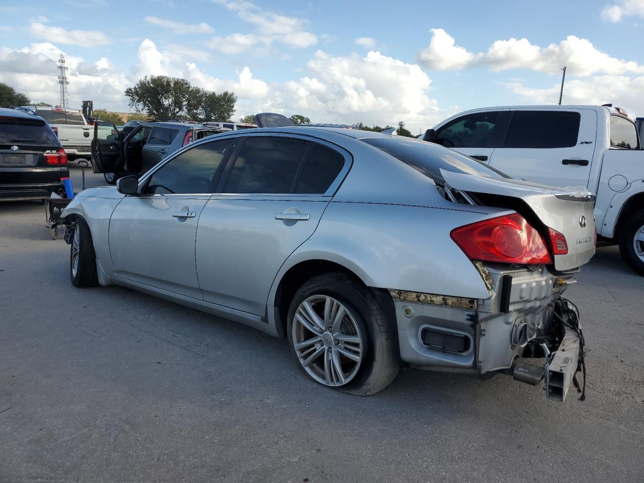 2013 Infiniti G VIN JN1CV6AP7DM717008 Copart auction photo, front end / rear end damage thumbnail 2