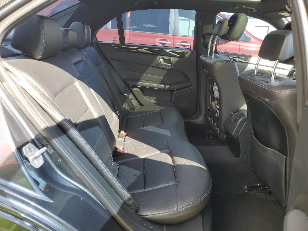 2014 Mercedes-Benz E-klasse VIN WDDHF5KB5EA936877 Copart auction photo, rear end damage thumbnail 10