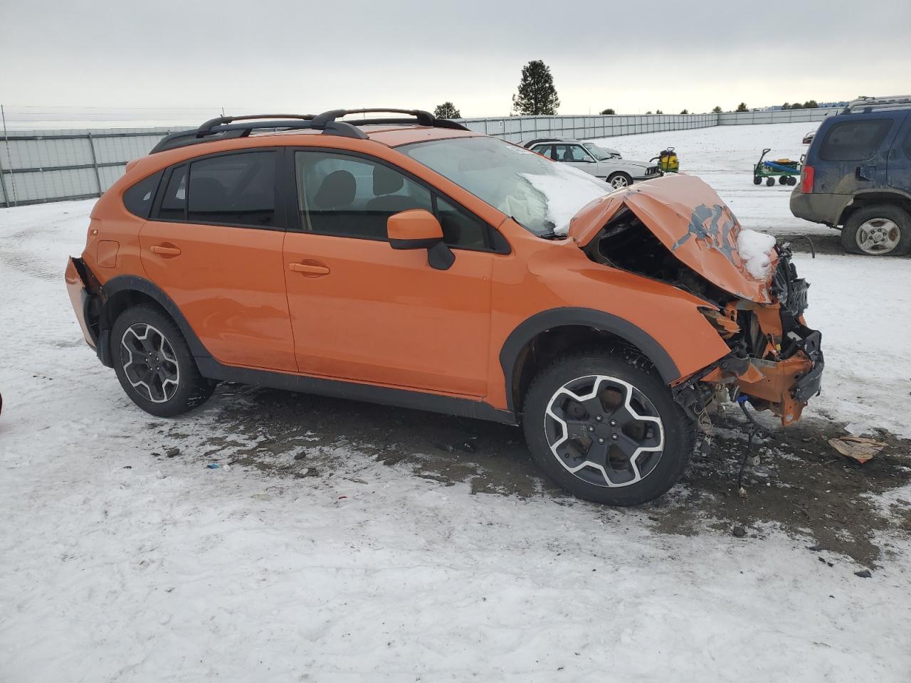 2014 Subaru XV VIN JF2GPACC5E8283608 Copart auction photo, all over damage thumbnail 4