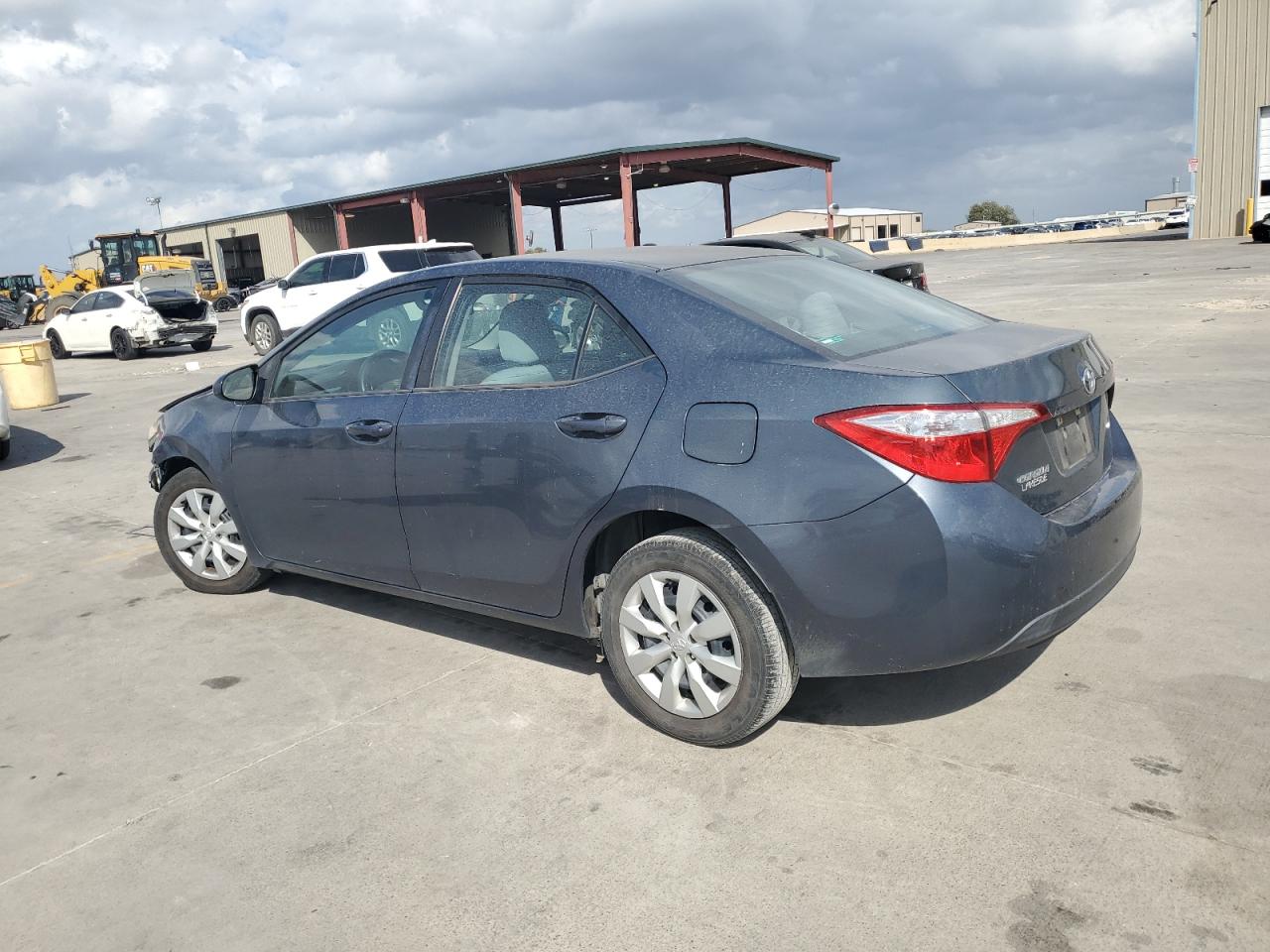 2016 Toyota Corolla VIN 5YFBURHE0GP506705 Copart auction photo, front end / side damage thumbnail 2