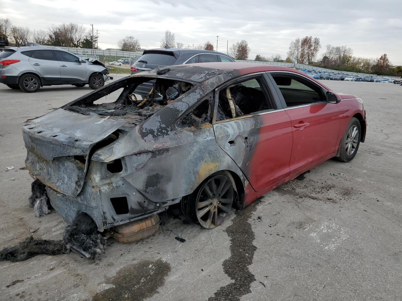 2017 Hyundai Sonata VIN 5NPE24AF8HH474254 Copart auction photo, burn / vandalism damage thumbnail 3