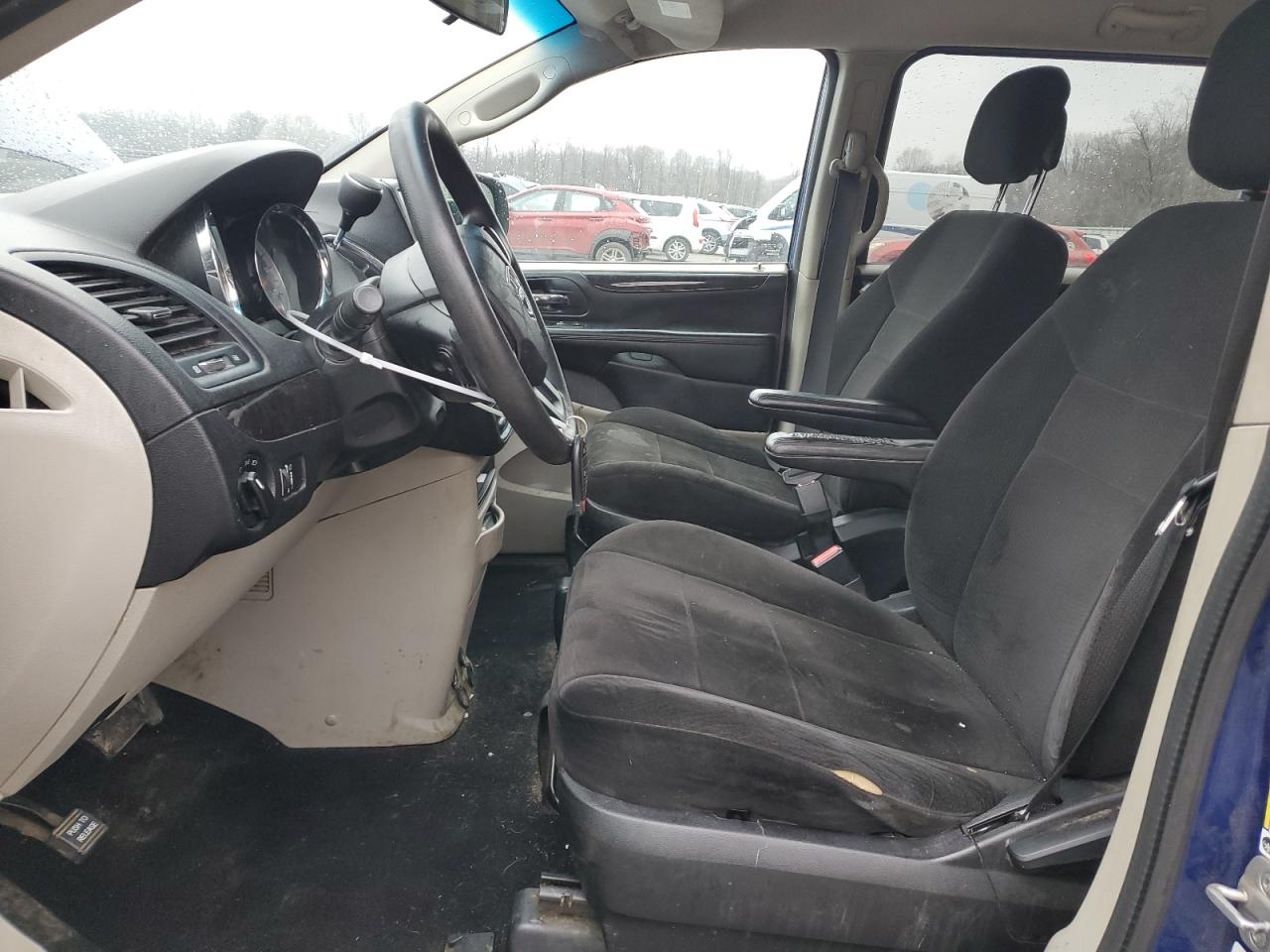 2013 Dodge Caravan VIN 2C4RDGBG1DR733233 Copart auction photo, front end damage thumbnail 7