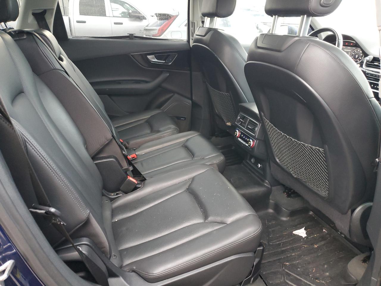 2019 Audi Q7 VIN WA1VAAF79KD031492 Copart auction photo, frame damage / front end damage thumbnail 10