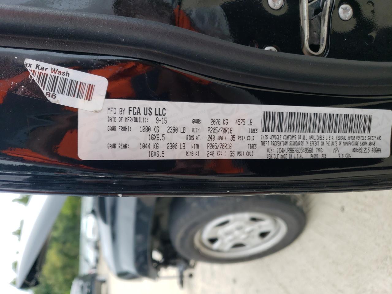 2016 Jeep Liberty (Patriot) VIN 1C4NJRBB7GD549560 Copart auction photo, front end / minor dent/scratches damage thumbnail 16